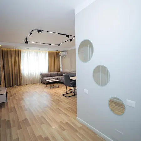 Miku -outstanding At Taiwan Lejlighed