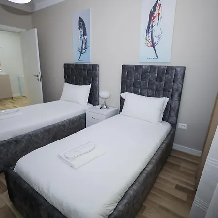 Miku -outstanding At Taiwan Tirana