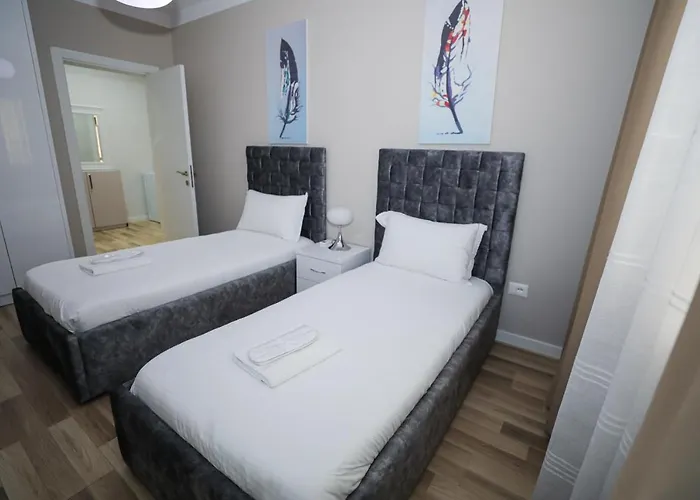 Miku -outstanding At Taiwan Tirana