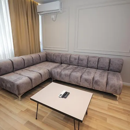 Miku -outstanding At Taiwan Apartment Tirana