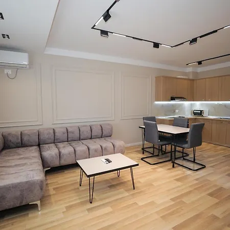 Miku -outstanding At Taiwan Apartman Tirana